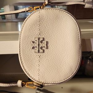 Tory burch oval off- white crossbody